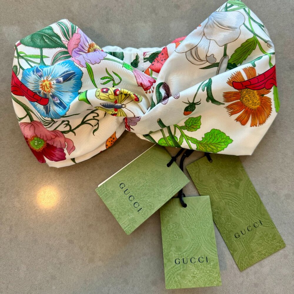 GUCCI - Authentic White Flora Printed Logo Multicolor Silk Headband - NEW